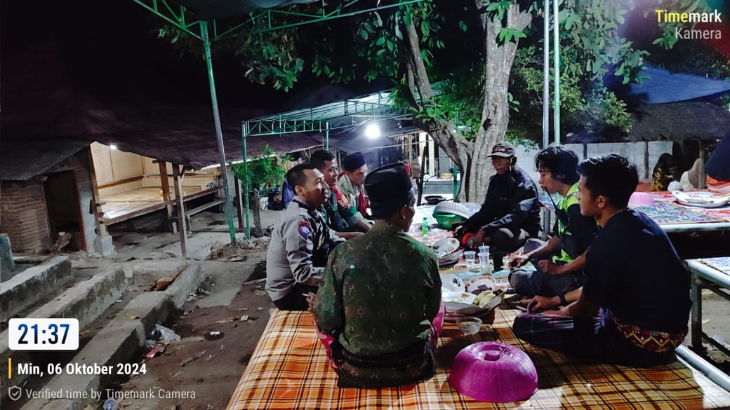 Meningkatkan Kamtibmas Jelang Pilkada Kegiatan Bhabinkamtibmas di Lombok Barat