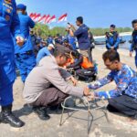 Penanaman Terumbu Karang di Pantai Elak-elak Warnai HUT ke-74 Polairud