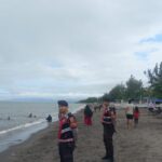 Antisipasi Gangguan Kamtibmas, Polres Lombok Barat Intensifkan Patroli di Pantai Cemara