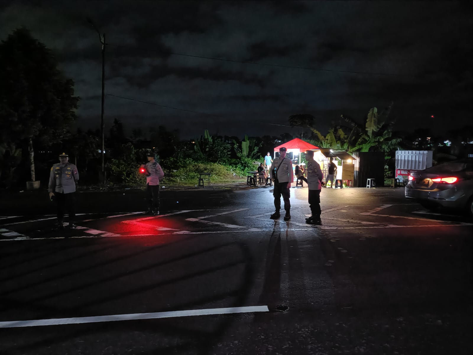 Sinergi Jaga Kamtibmas: Polres Lombok Barat Gelar Apel dan Patroli Gabungan di Bypass BIL