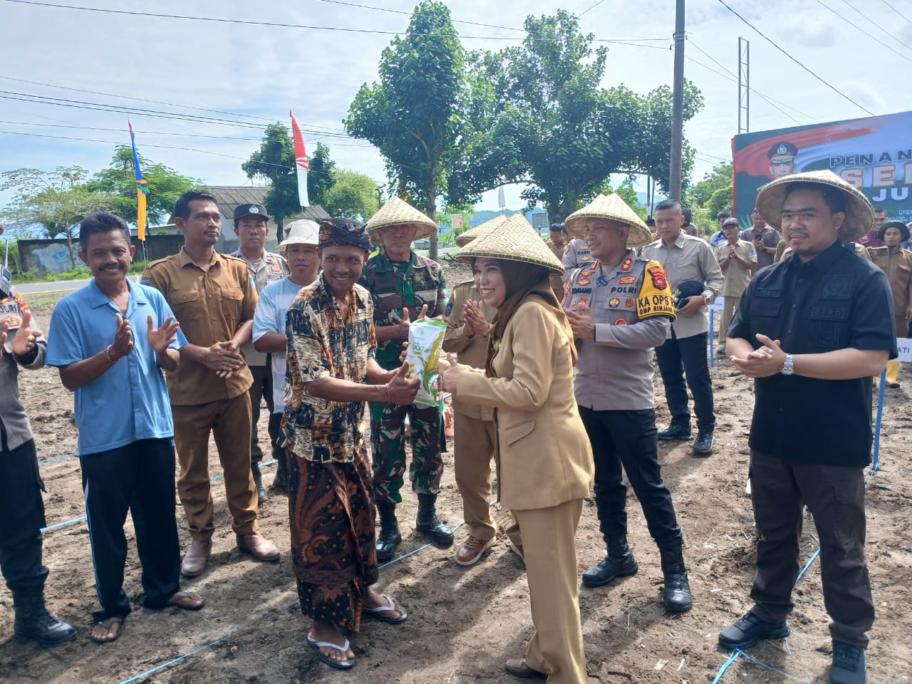 Sinergi Polri-Petani, Lombok Barat Jadi Lokomotif Swasembada Jagung 2025