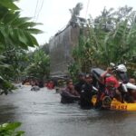 Luapan Sungai Sebabkan Banjir di Lombok Barat, Evakuasi Warga Berlangsung Lancar