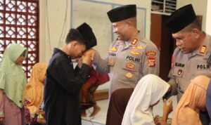 Kapolres Lobar Berbagi Kasih, Anak Yatim Panti Asuhan Terharu