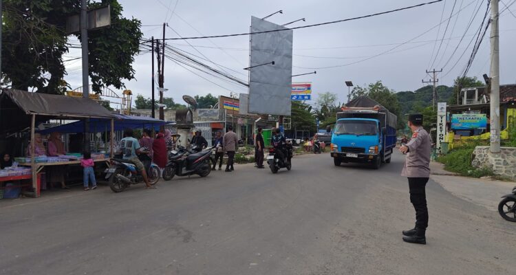 Ngabuburit di Pelabuhan Lembar, Polisi Pastikan Keamanan