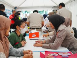Kapolri Hadiri CFD Hari Bhayangkara ‘Polri untuk Masyarakat’, Disambut Antusias Warga