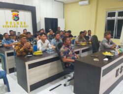 Polres Sumbawa Barat Gelar Nobar Wayang Kulit “Amartha Binangun” dalam Rangka Hari Bhayangkara ke-79
