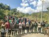 Gotong Royong di Lantung, Bhabinkamtibmas dan Warga Bersihkan Jalan Lintas Pungkit