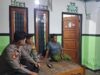 Anggota Jaga SPKT Polsek Jereweh Laksanakan Patroli Dialogis, Wujudkan Kamtibmas Kondusif di Desa Belo