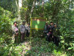 Bhabinkamtibmas dengan Unsur Terkait Gelar Patroli Pengawasan Hutan untuk Cegah Peredaran Ilegal TSL