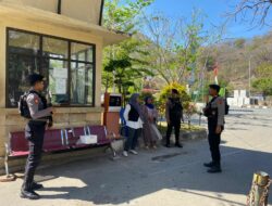  Sat Samapta Polres Bima Kota Gelar Patroli Dialogis di Pantai Lawata dan Pasar Amahami