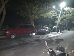 ‎Sat Lantas Polres Loteng Olah TKP Kecelakaan Beruntun di Penujak. ‎