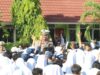 Kasat Lantas Polres Bima Kota Jadi Irup di SMPN 2, Ajak Pelajar Tertib Berlalu Lintas