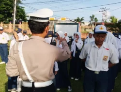 Satlantas Latih Siswa SMP di Lombok Barat Jadi Pelopor Tertib Lalu Lintas