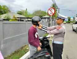 Personel Satlantas Polres Bima Kota Laksanakan Rawan Sore, Berikan Teguran dan Imbauan Keselamatan