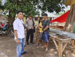 Polsek Sanggar Mengecek Rubuhnya Atap Sekolah SDN Boro Yang Masih Dalam Tahap Pembangunan