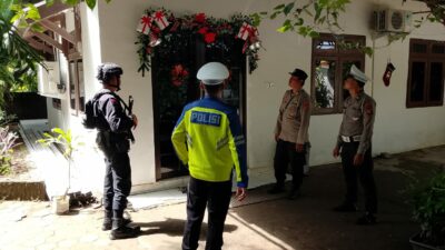 Polsek Maluk Monitoring dan Amankan Ibadah Jemaat Nasrani Katholik