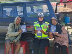 Satgas Kamseltibcarlantas Gelar Himbauan dan Pembagian Brosur Operasi Lilin Rinjani 2025 di Kota Bima