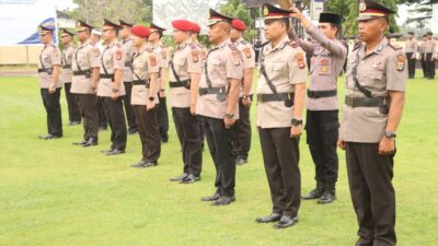 Polres Sumbawa Barat Gelar Upacara Serah Terima Jabatan Sejumlah Pejabat Utama dan Kapolsek