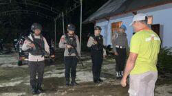 Personel Pospam Operasi Lilin Rinjani 2025 Polres Bima Intensifikan Patroli Pengamanan di Area Gereja protestan Kemah Injil Bukit Siong .