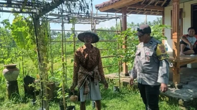 Polres Lombok Barat Sulap Lahan Tidur Jadi Pekarangan Bergizi