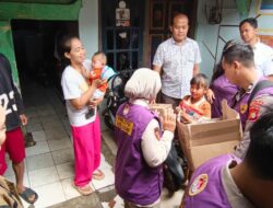 Tim Trauma Healing Polri Bersama Relawan Mahasiswa UI Hadir Bersama Warga Pascabanjir di Cilincing