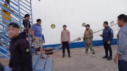 Polsek Kawasan Pelabuhan Laut Bima Laksanakan Pengamanan KM Lawit Saat Embarkasi dan Debarkasi Penumpang