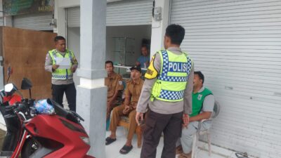 Polsek Seteluk Gelar Sosialisasi TPPO di Pasar Seteluk Tengah, Warga Diimbau Waspadai PMI ilegal