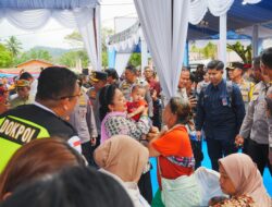 Tinjau Huntara dan Beri Bantuan Buat Korban Bencana di Tapanuli Tengah, Titiek Soeharto Apresiasi Polri