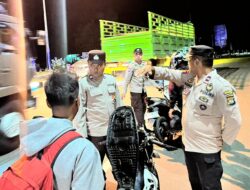 Polsek Poto Tano Gelar KRYD di Jalan Lintas Poto Tano, Ciptakan Situasi Kamtibmas Kondusif