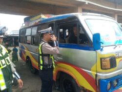 Unit Diyaksa Satlantas Polres Bima, Sambangi Terminal Tente Sosialisasikan Operasi Keselamatan Rinjani Tahun 2026