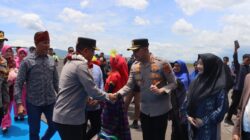 Kapolres Bima Kota Sambut Kedatangan Kapolda NTB di Bandara Sultan Muhammad Salahuddin Bima