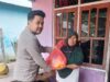 Tebar Kebahagiaan di Bulan Suci Ramadhan Dengan Berbagi, Bhabinkamtibmas Polsek Woha Salurkan Sembako