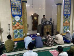 Safari Ramadan Polsek Sekongkang, Warga Antusias Ikuti Ibadah dan Tausiah