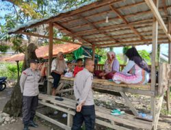 Sat Binmas Polres Bima Kota Laksanakan Jumat Curhat di Kelurahan Sambinae