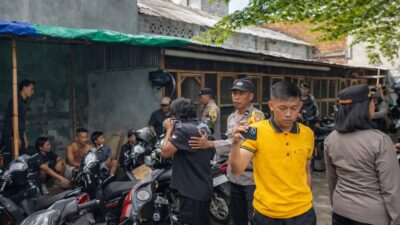Jelang Ramadan, Polisi Bubarkan Sabung Ayam, Pelaku Kocar-kacir di Belakang Pasar Pancor