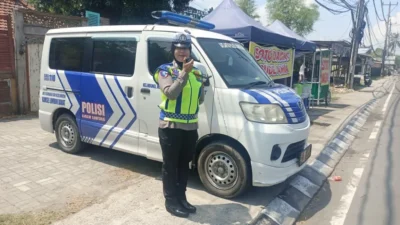 Langkah Tegas Polres Lombok Barat Tekan Angka Kecelakaan di Jalur Wisata Batu Layar Melalui Penling