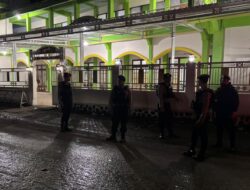 Patroli Subuh, Satsamapta Polres Bima Pastikan Kenyamanan Masyarakat Yang Beribadah dan Jaga Stabilitas Kamtibmas