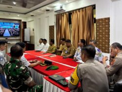 Jaga Kenyamanan Warga Yang Berburu Takjil Berbuka Puasa, Polsek Bolo Hadir Melalui Patroli Ngabuburit