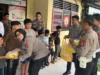 Sentuhan Kasih di Kuripan: Polres Lombok Barat Berbagi Kebahagiaan Bersama Anak Yatim