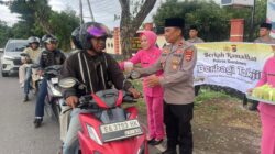 Pererat Tali Silaturahmi, Polsek Rhee Gelar Aksi Berbagi Takjil dan Buka Puasa Bersama Keluarga Besar