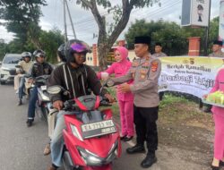 Pererat Tali Silaturahmi, Polsek Rhee Gelar Aksi Berbagi Takjil dan Buka Puasa Bersama Keluarga Besar