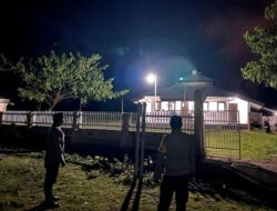 Prioritaskan Keamanan dan Kenyamanan Masyarakat Beribadah di Bulan Suci Ramadhan, Polsek Tambora Gelar PAM Sholat Tarawih