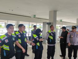 Jelang Arus Mudik Lebaran, Biddokkes Polda NTB Cek Kesehatan Personel di Pelabuhan Lembar dan Gili Mas