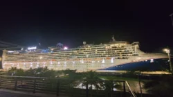 Kemegahan Carnival Encounter di Pelabuhan Gili Mas: Ribuan Turis Asing Mulai Padati Destinasi Wisata Lombok