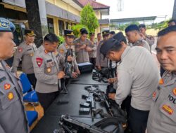 Kapolres Sumbawa Barat Pastikan Kesiapan dan kedisiplinan personel dalam penggunaan Senpi Dinas