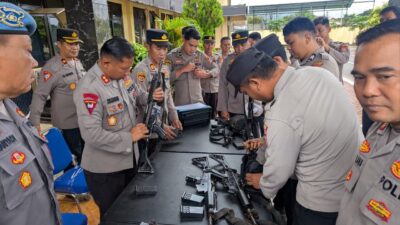 Kapolres Sumbawa Barat Pastikan Kesiapan dan kedisiplinan personel dalam penggunaan Senpi Dinas