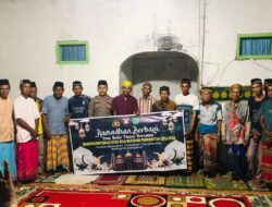 Bhabinkamtibmas Polsek Woha Bersama Pemdes Risa Menggelar Pembagian Takjil dan Buka Puasa Bersama
