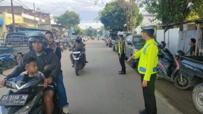 Satlantas Polres Bima Gelar Patroli dan Pengamanan Sholat Idhul Fitri Warga Muhammadyah di Kecamatan Woha dan Kecamatan Bolo
