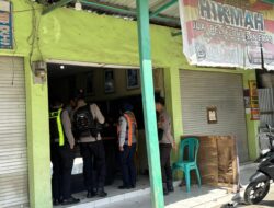 Patroli Dialogis Anggota Pos Pam Ketupat, Ajak Warga Maluk Jaga Kamtibmas