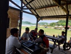 **Polsek Sekongkang Gencarkan Patroli Dialogis, Ajak Masyarakat dan Anak Muda Jaga Kamtibmas di Momentum Lebaran**